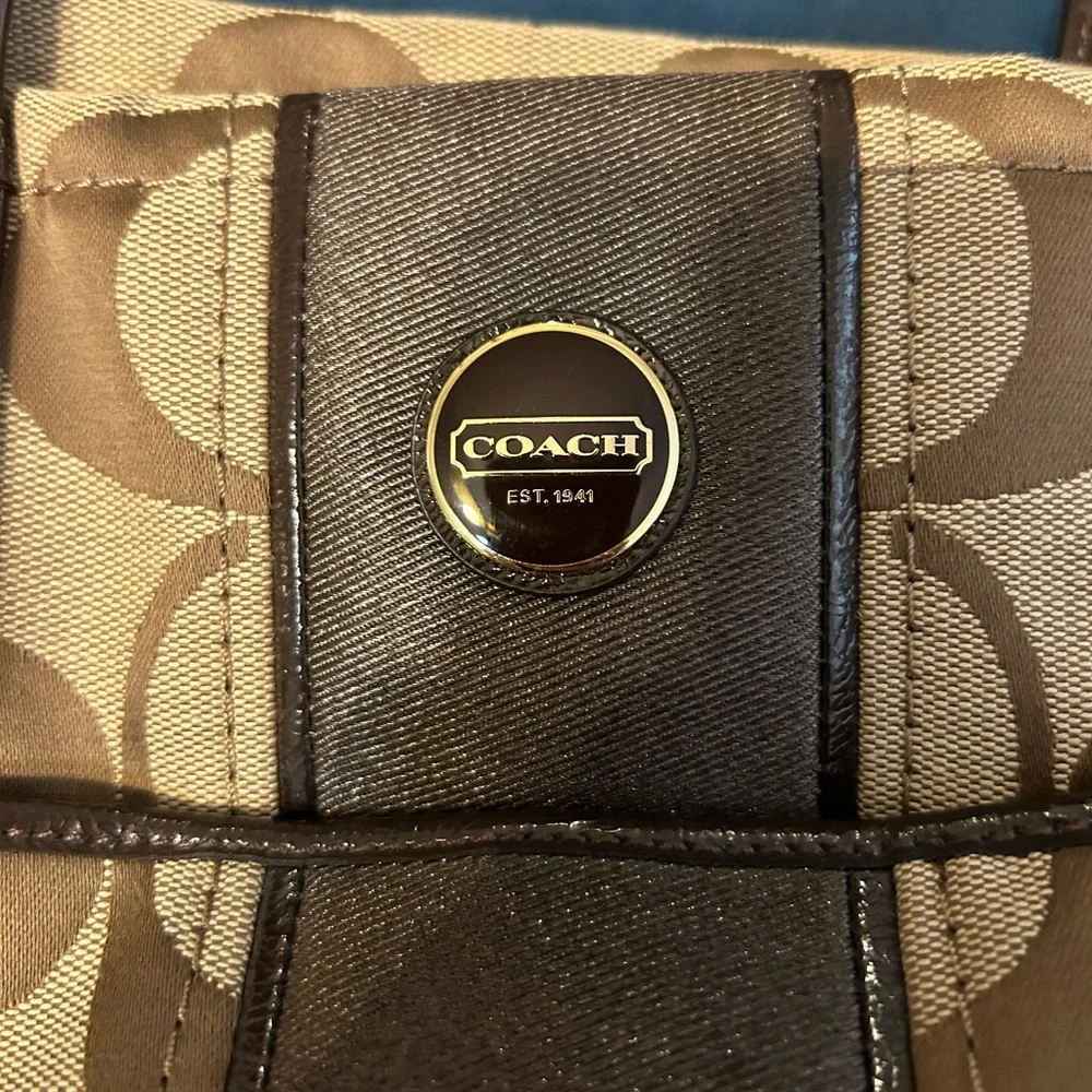 Coach Purse - Picture 2 of 4